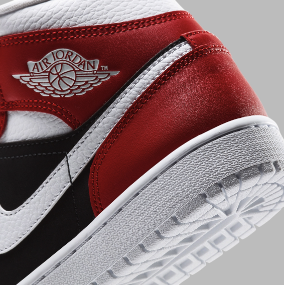 Купить Кроссовки Nike Air Jordan 1 Mid Gym Red White Black bq6472/601 Shoes  Womens Size 11 NEW в интернет-магазине с Ebay с доставкой из США, низкие  цены | Nazya.com